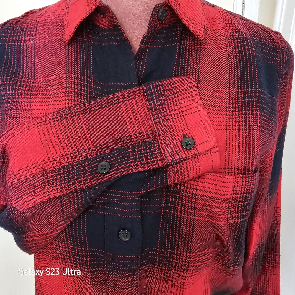 Madewell plaid flannel shirt, size XXS.